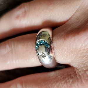 💐✨️🌙CRESENT MOON RING✨️🌙